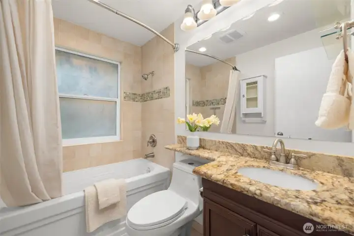Upper full bath