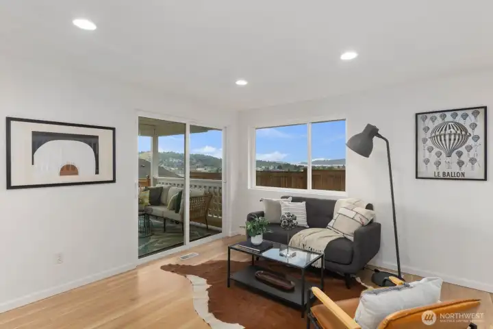 You can see downtown Seattle and the lake from this vantage!