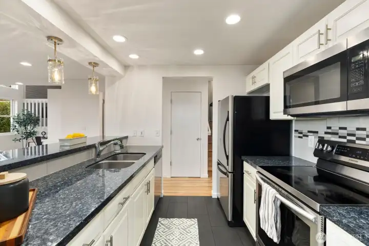 Large pantry just through the kitchen for extra storage