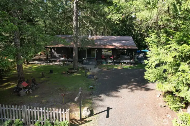 3/4 fenced property in private cul-de-sac!