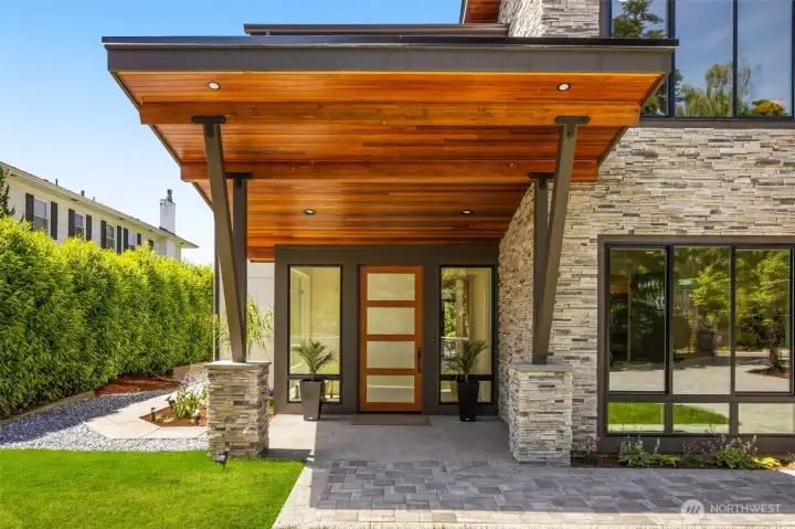 NW Modern Architure with a Urban spin