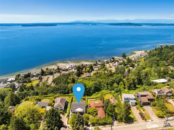 The West Seattle community is extra special and we are sure you will love it here. This local builder has built over 200 homes in West Seattle.