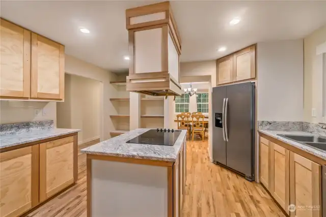 Flows into your dining room that fits the BIG table for game night!