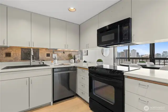 Kitchen 02