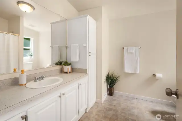 Primary suite