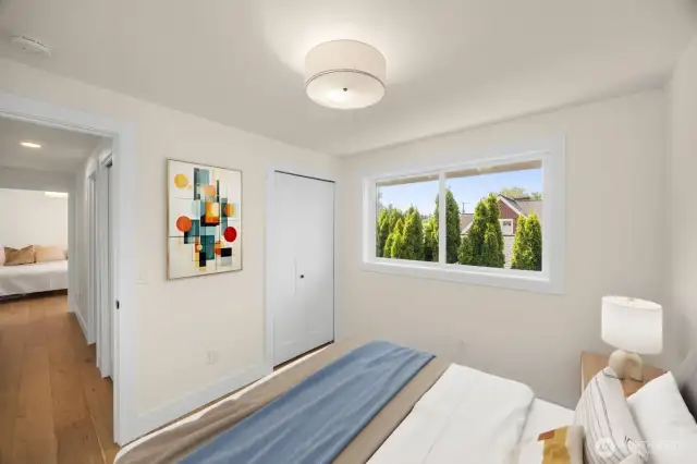 4th bdrm also option for nursery or library.