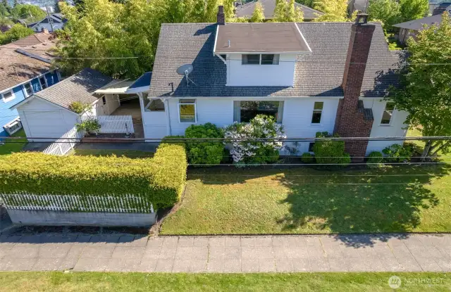 Lovely corner lot with full Western exposure.