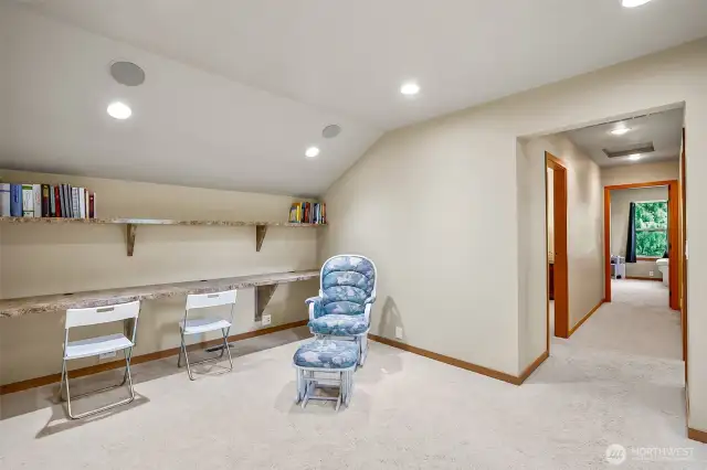 Open room to upper level rooms, with extra space