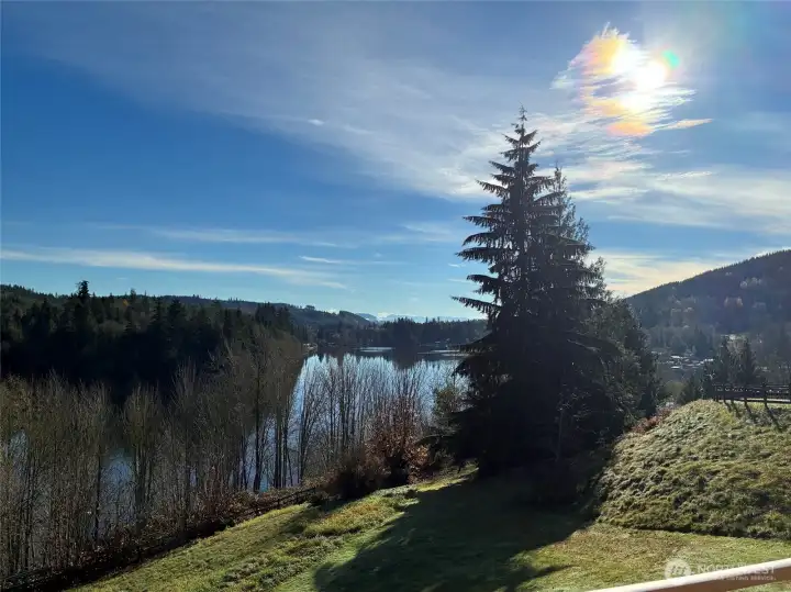 Private, community waterfront property on Lake McMurray.
