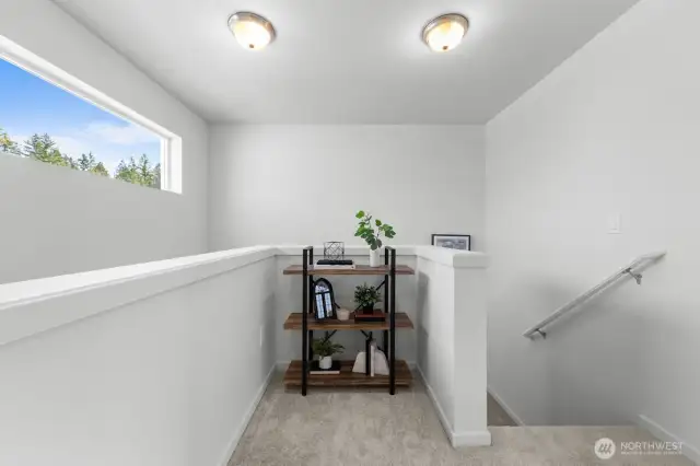 Photographs are for illustrative purposes only. Features, finishes, interior/exterior colors, landscaping and floorplan shown may vary from actual homes built.