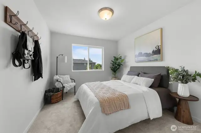 Photographs are for illustrative purposes only. Features, finishes, interior/exterior colors, landscaping and floorplan shown may vary from actual homes built.