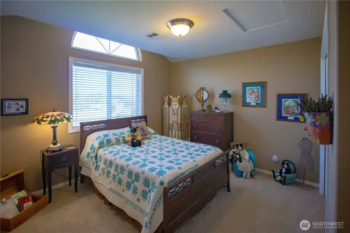 Guest Room 2
