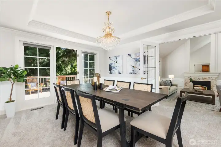 Formal Dining