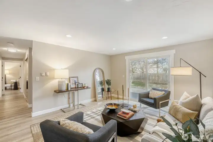 Spacious living room