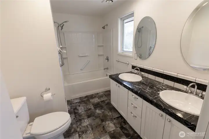 Primary bedroom's full bath