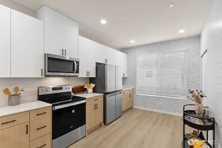 Photos are for representation only.  Features, colors and selections may differ from photograph. See site agent for details.