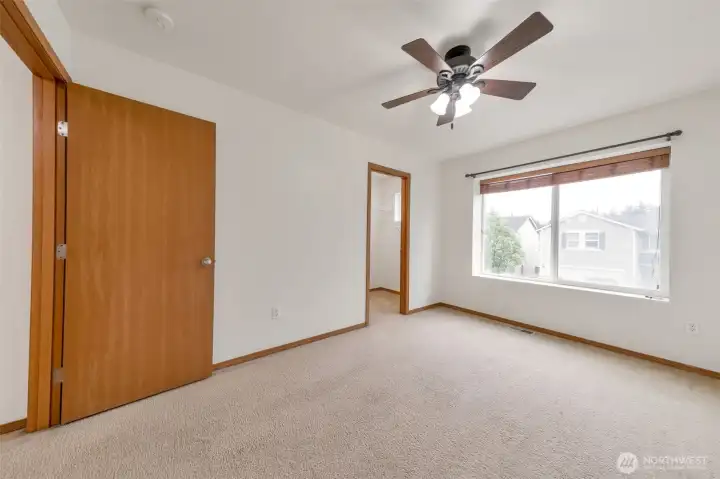 Bd 1 with walk-in closet