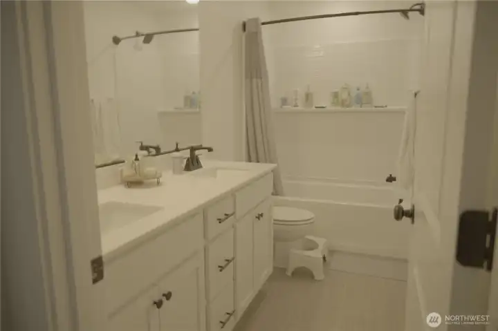 fullbath 2