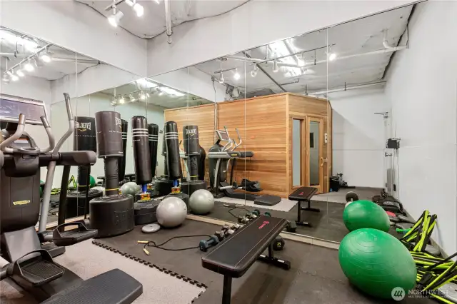 Fitness room in building