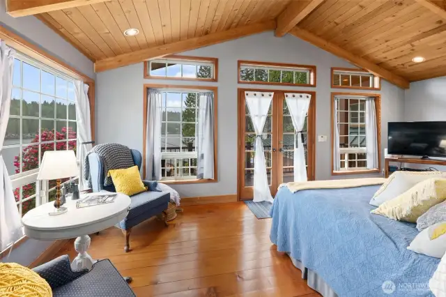 Sit out on your private balcony and enjoy the beautiful lake views.
