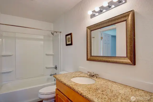 Full Bathroom (Unit A)