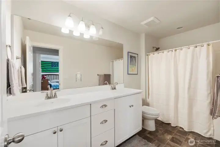 Full bath upstairs.