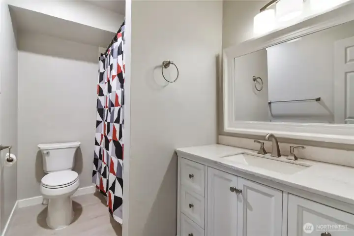 2nd full bath upstairs