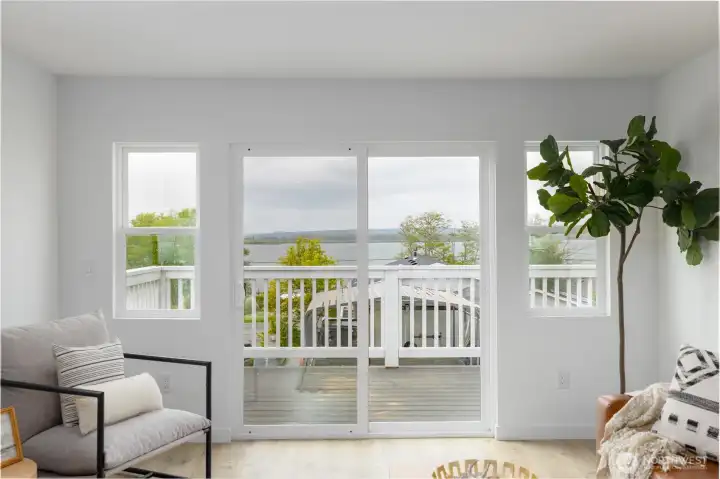 Glistening views offering amazing sunsets over the bay!