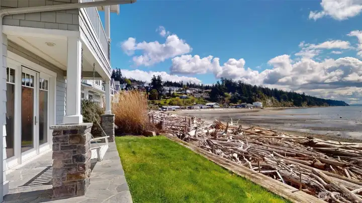 a well placed BarBQ and this gorgeous setting. Wow, just Pinch Me!