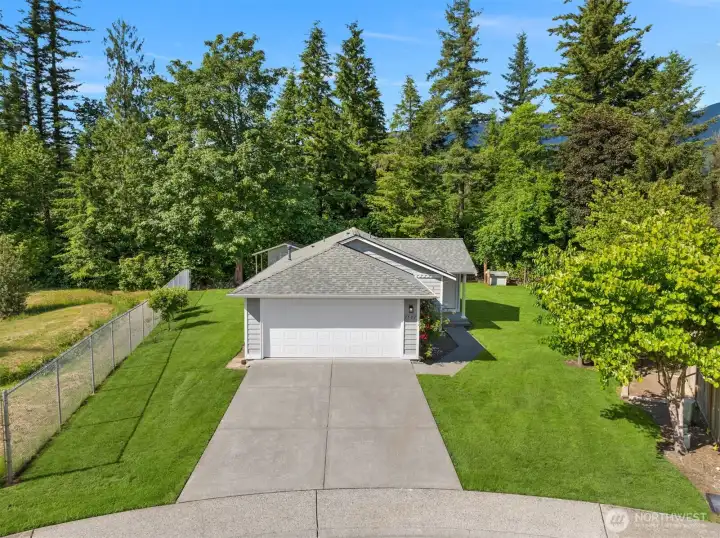 Located In a Peaceful Cul-De-Sac