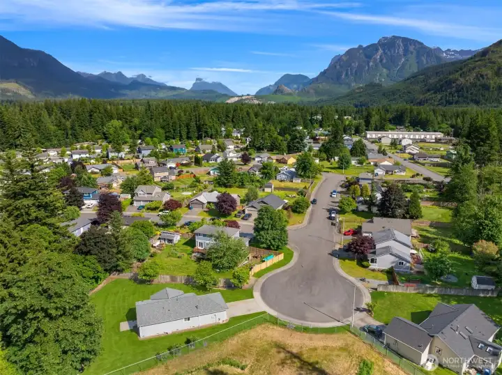 Other Recreation Nearby Includes Stevens Pass for Skiing and Snowboarding and Reiter Pit for Dirtbiking and ATV Riding!