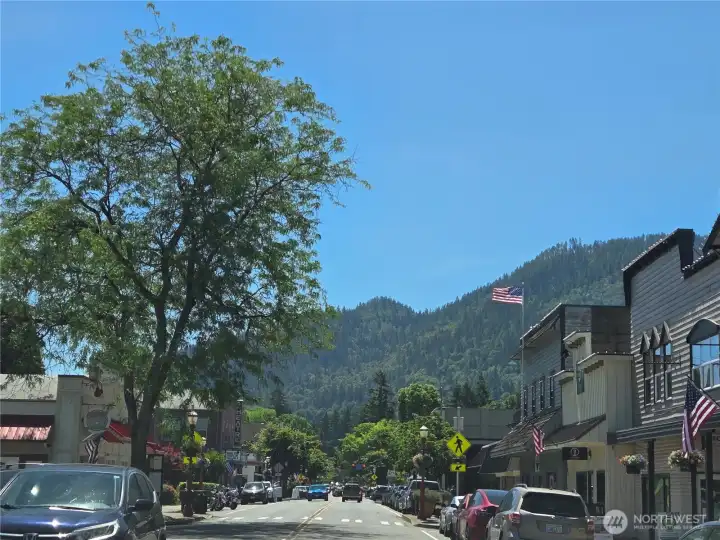 Historic downtown Issaquah features an abundance of restaurants