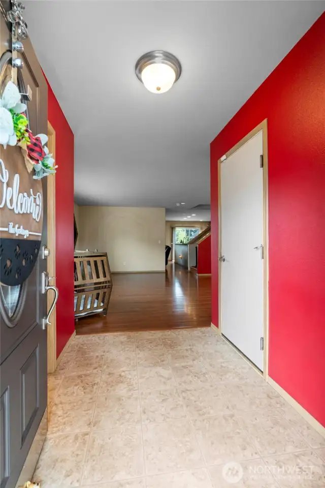 Welcome home! Stunning hardwood floors greet you upon entry, leading into an elegant formal living and dining room—perfect for entertaining or relaxing in style.