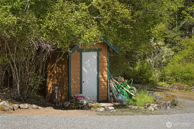 Shed