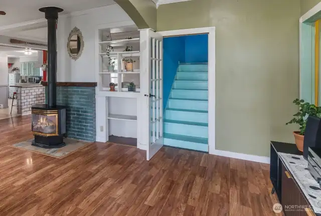 headed to the 2nd floor