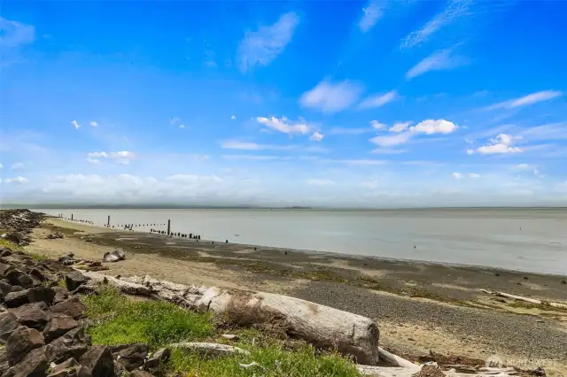 Steps way from the tideline where you could rake steamer clams or just take in the beauty