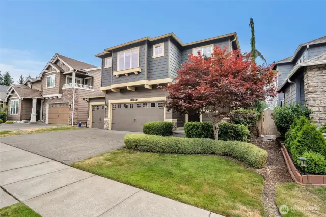 Come home to Sienna Park! Spacious. Stylish. Smart.