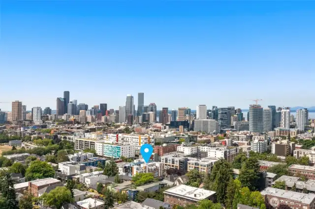 With proximity to downtown Seattle, all things Broadway & 15th - you'll never run out of things to do!