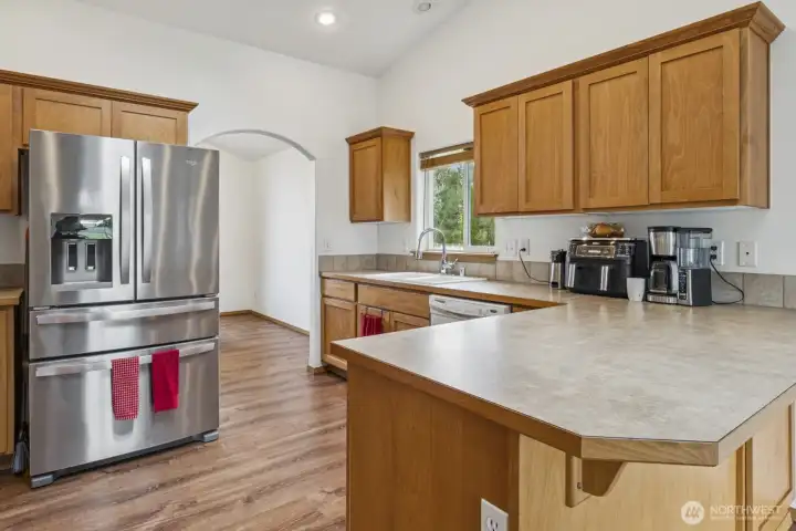 Kitchen with eating counter