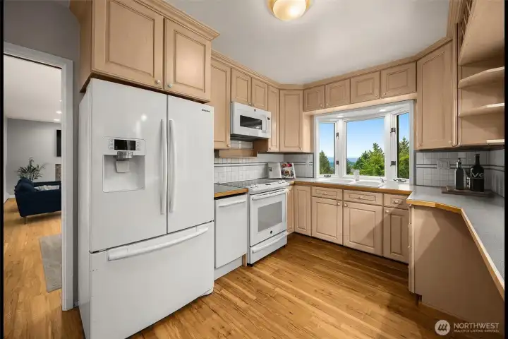Virtually Staged