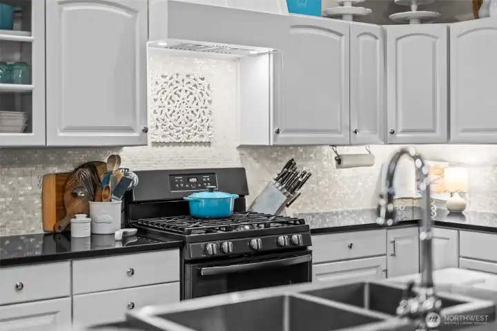 Updated Kitchen with 5 burner gas range