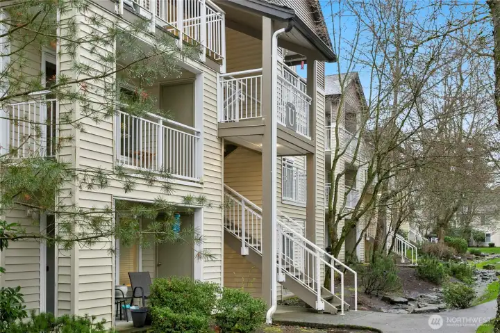 It's a well planned community here at Front 9!