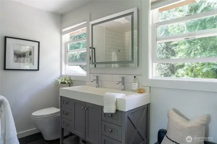 En suite bathroom