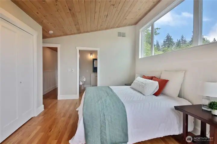 Upstairs primary suite.