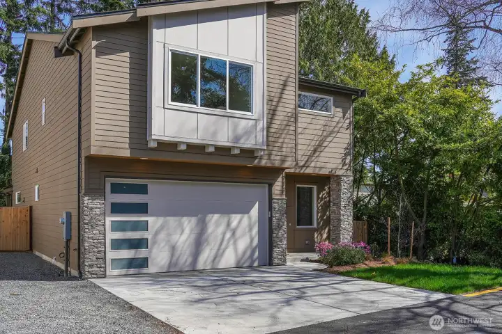 The large lot provides plenty of room for  gardening, play, or future landscaping  projects, while the RV parking offers  convenience for travelers or those with  outdoor toys.