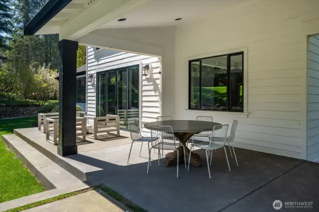 We need covered patio areas in the PNW!  Of course there's one here.