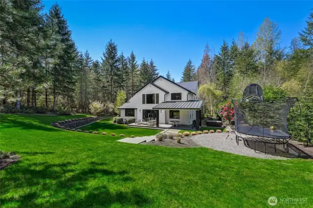 Peaceful surroundings, private, gated, mature landscape