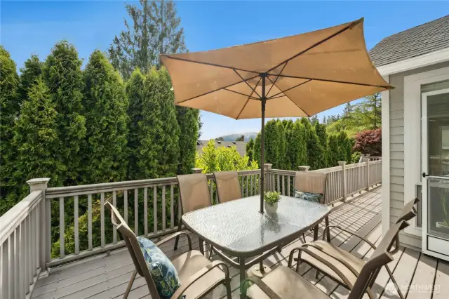 As the days grow warm, there will be so many yummy meals to enjoy outdoors!