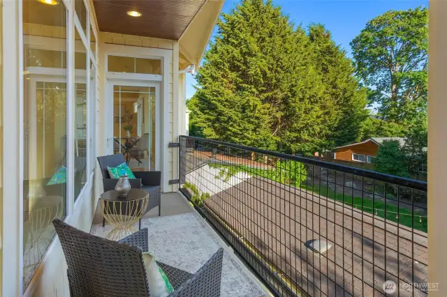 Deck off Primary