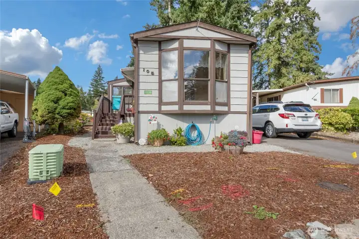 Welcome Home to 55+ living.